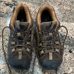 Keen Men's Athletic Shoes - Brown and Black